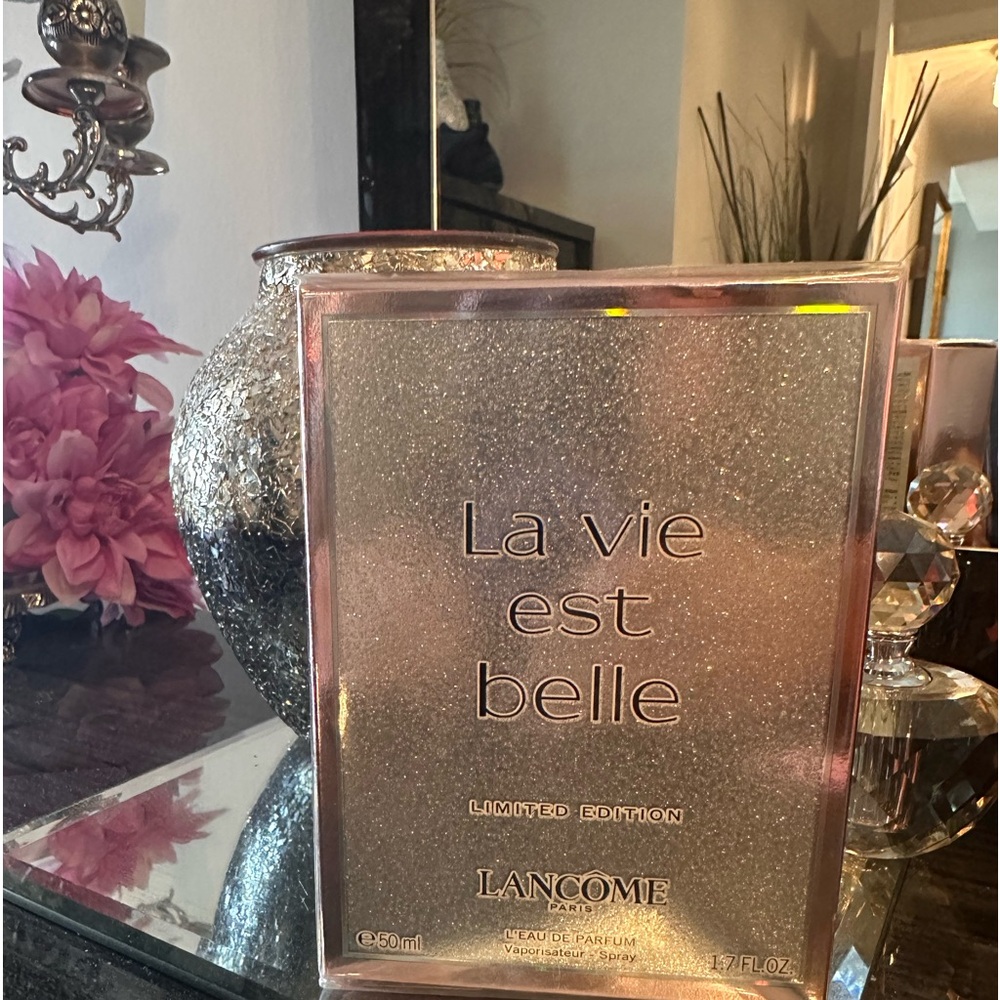La vie est belle - Special Edition